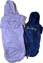 Carica l'immagine nel visualizzatore di Gallery, Impermeabile Glamour per Cani - LadyDog & GentleDog