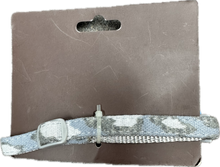 Carica l'immagine nel visualizzatore di Gallery, Collare per Gatto Denim con Campanellino