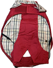 Carica l'immagine nel visualizzatore di Gallery, Impermeabile rosso con fodera in pile e motivo tartan