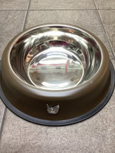 Carica l'immagine nel visualizzatore di Gallery, Ciotola in acciaio inox con base antiscivolo per cani e gatti 20 cm