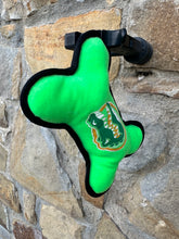 Carica l'immagine nel visualizzatore di Gallery, Osso Bicolore Sonoro: Il Gioco Perfetto per Cani Dinamici