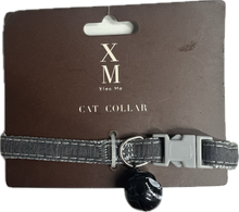 Carica l'immagine nel visualizzatore di Gallery, Collare per Gatti in Tessuto Jeans con Campanella Nera