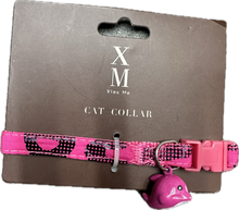 Carica l'immagine nel visualizzatore di Gallery, Collare per Gatti Rosa con Ciondolo a Delfino