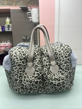 Carica l'immagine nel visualizzatore di Gallery, Borsa Trasportino Morbida con Stampa Leopardo