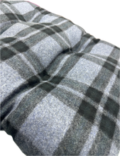 Carica l'immagine nel visualizzatore di Gallery, Cuccia Confortevole 80x60 per Cani e Gatti - L'Accoglienza Perfetta per il Tuo Amico a Quattro Zampe!