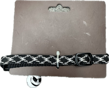 Carica l'immagine nel visualizzatore di Gallery, Collare per Gatti con Ciondolo Jack Skeletron - Nero e Bianco