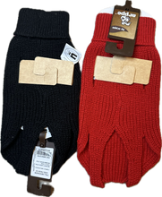 Carica l'immagine nel visualizzatore di Gallery, Maglioncino Classico per Cani - Rosso o Nero