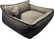 Carica l'immagine nel visualizzatore di Gallery, Cuccia Comfort Deluxe 45x40
