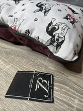 Carica l'immagine nel visualizzatore di Gallery, Cuscino Luxury Fantasia Bulldog Francese – Made in Italy