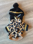 Carica l'immagine nel visualizzatore della galleria, Cappottino Leopardato per Cani – Wild Chic XS 25 cm
