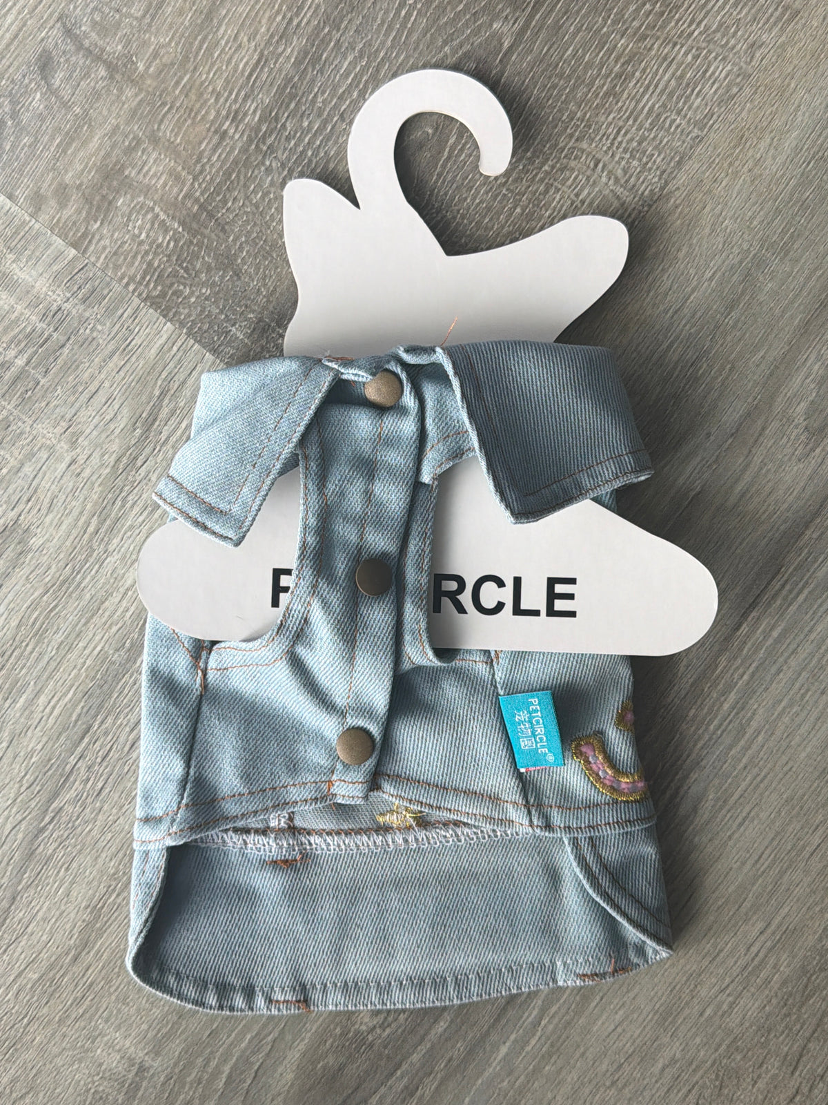 Giubbottino Jeans Howdy per Cani – Denim Azzurro – XS 25 cm
