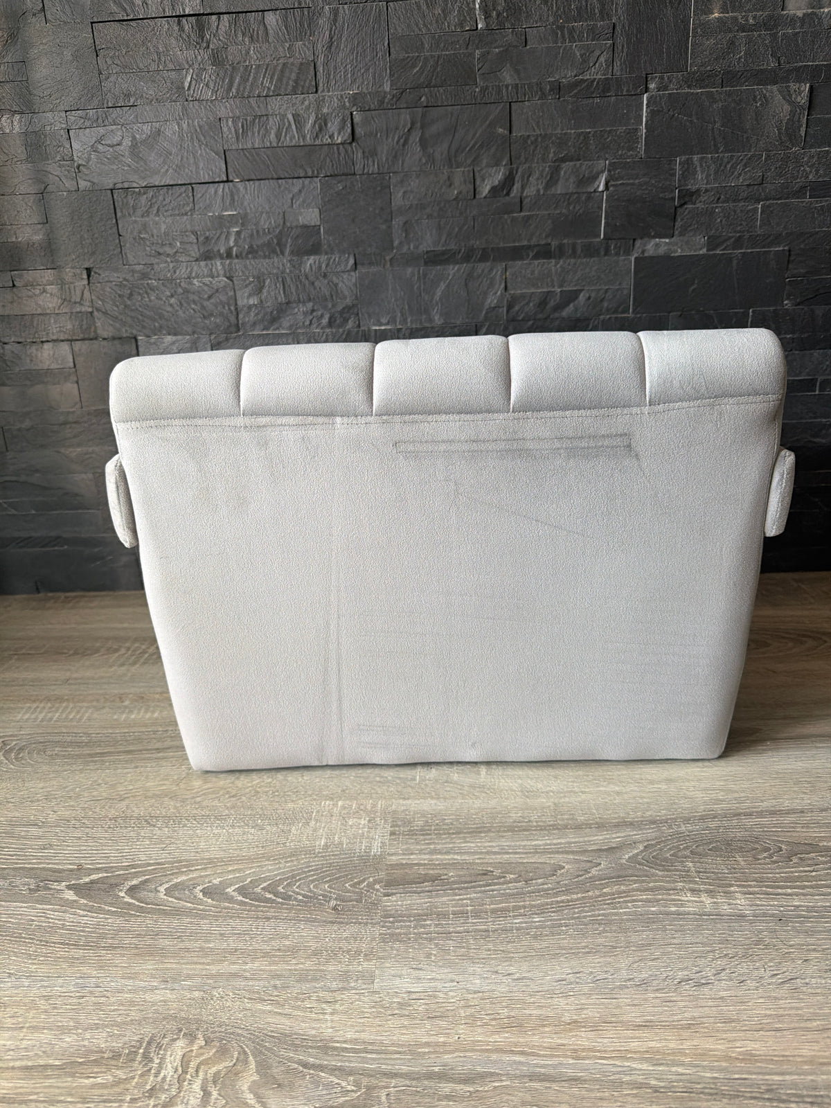 Divano Cuccia Modern Chic – Cuccia in Velluto Grigio per Cani e Gatti