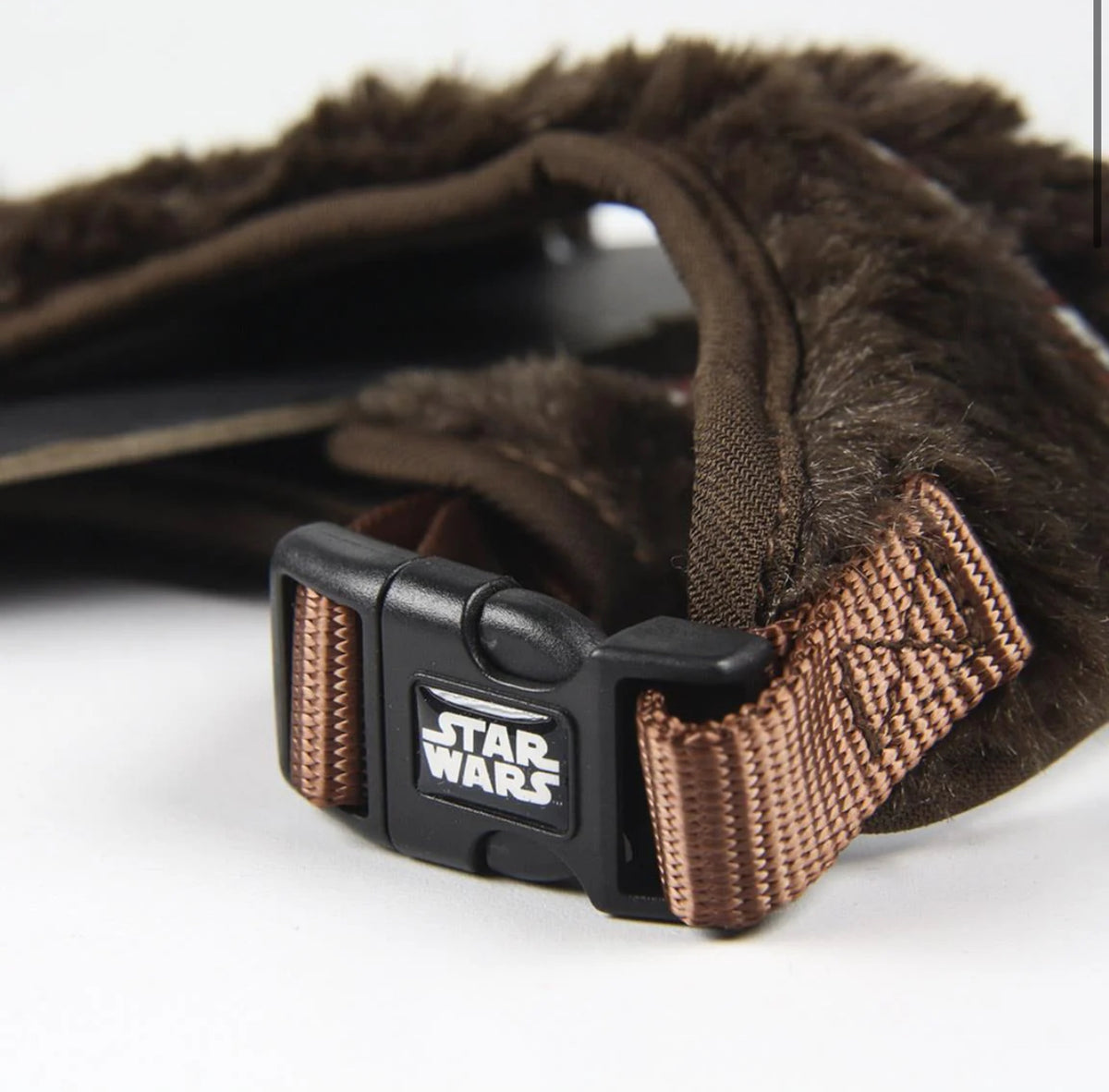 Pettorina Chewbacca: Porta la Forza del Wookiee nelle Passeggiate del Tuo Cane