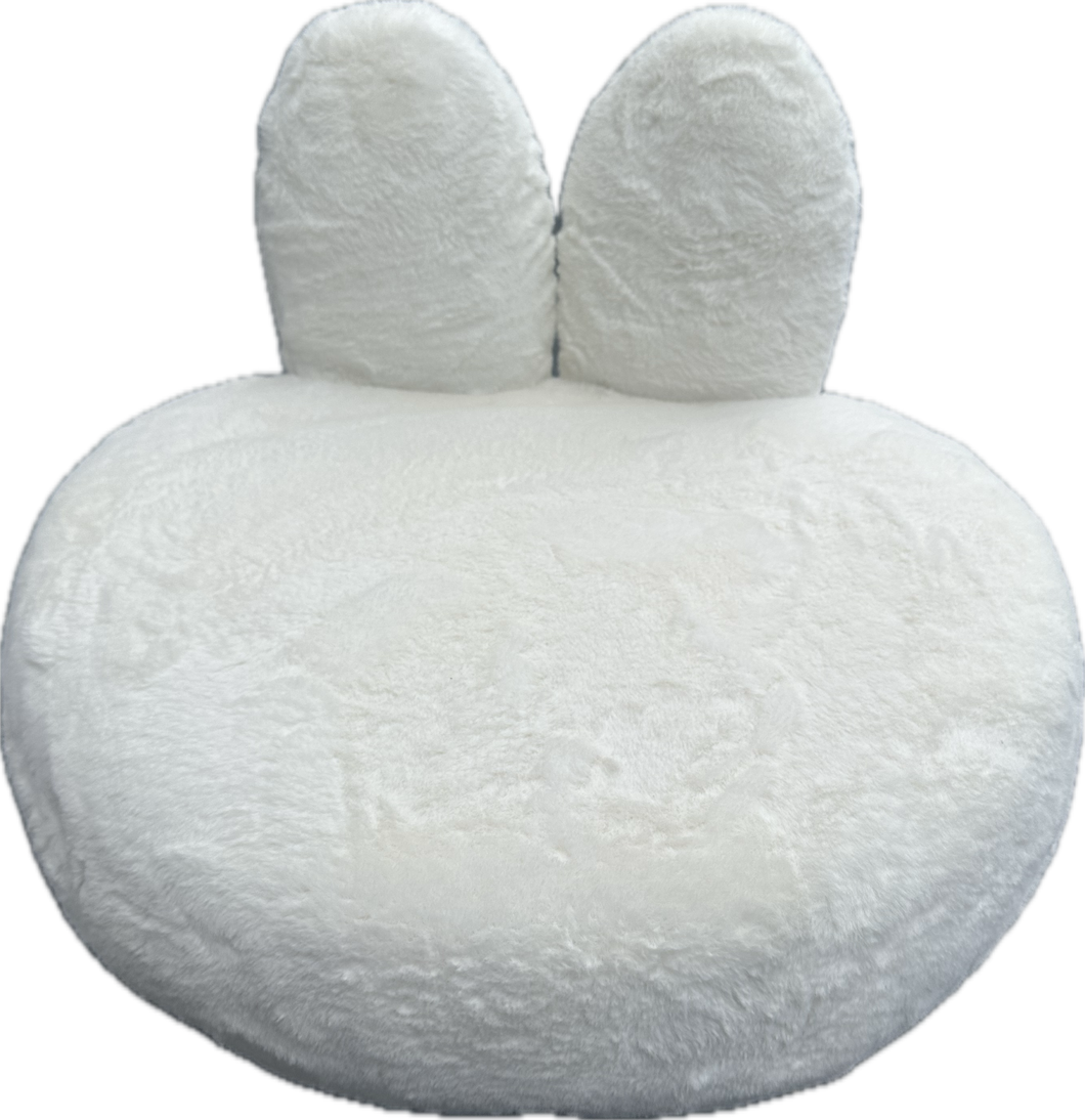 Cuccia “Orecchie da Coniglio” in peluche bianco