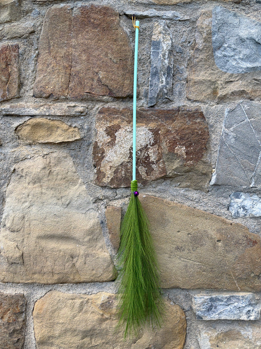 Bacchetta Gioco per Gatti con Coda Verde Naturale e Sonaglio – 70 cm