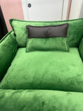 Carica l'immagine nel visualizzatore della galleria, Cuccia Comfort Lux in Ecopelle con Cuscino Sfoderabile - Made in Italy

