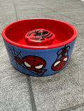 Carica l'immagine nel visualizzatore della galleria, Ciotola Anti-Ingurgitamento Spider-Man per Cani – Design Marvel in Ceramica
