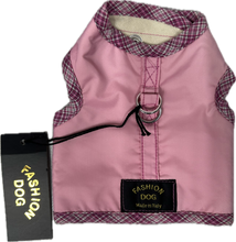 Carica l&#39;immagine nel visualizzatore di Gallery, Pettorina Cappottino Fashion Dog - Rosa Chic

