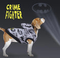 Carica l'immagine nel visualizzatore della galleria, Felpa Batman Graffiti: Lo Stile Urbano del Cavaliere Oscuro per il Tuo Cane
