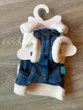 Carica l'immagine nel visualizzatore della galleria, Giubbottino Jeans e Peluche per Cani – Denim Winter XS 25 cm
