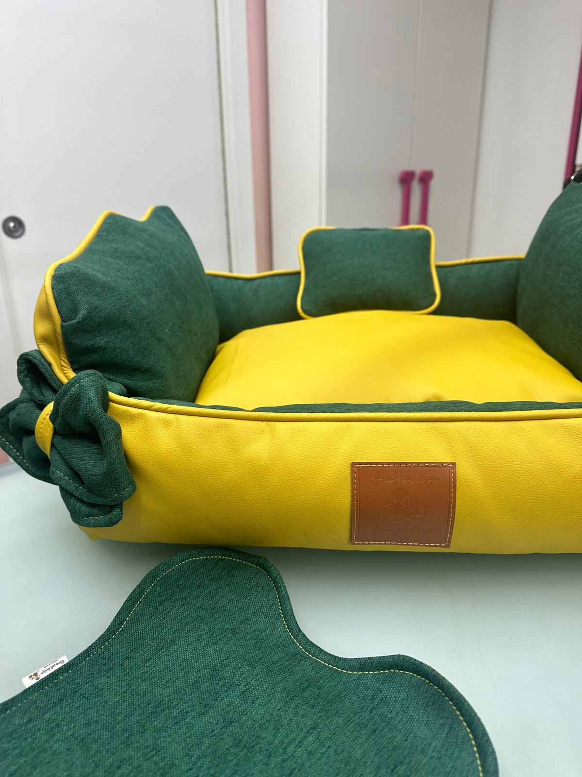 Set Cuccia Deluxe Sfoderabile con Sottociotola e Porta Giochi - Made in Italy