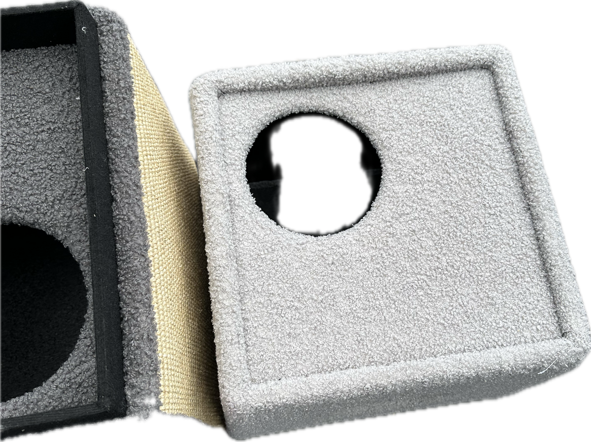Torre Relax Bouclé Bicolor per Gatti – Cuccia con Tiragraffi e Vani
