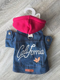 Carica l'immagine nel visualizzatore della galleria, Felpa Jeans con Cappuccio per Cani – Denim Fashion XS 25 cm
