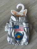 Carica l'immagine nel visualizzatore della galleria, Felpa Space Mission per Cani Argentata Metallizzata – Taglia XS 25 cm

