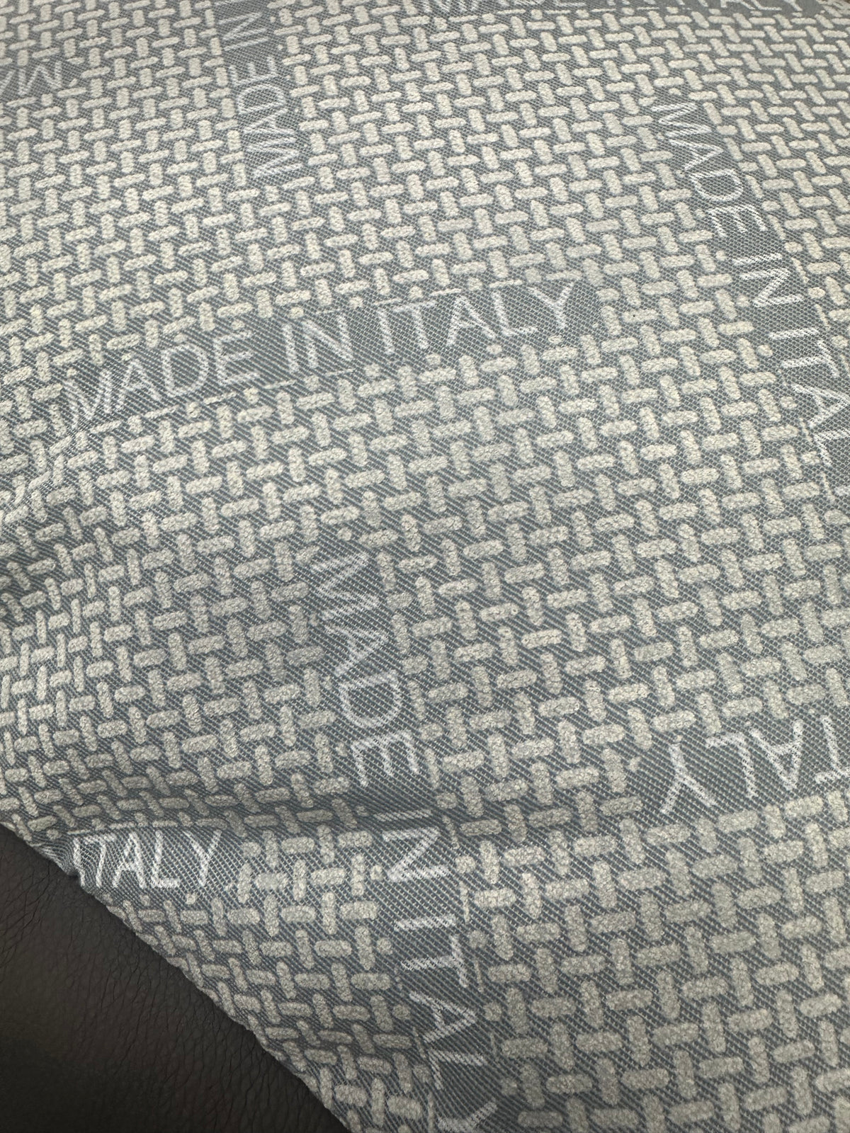 Cuccia Comfort Lux in Ecopelle con Cuscino Sfoderabile - Made in Italy