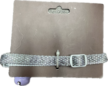 Carica l&#39;immagine nel visualizzatore di Gallery, Collare per Gatto Grigio Riflettente con Campanellino Viola
