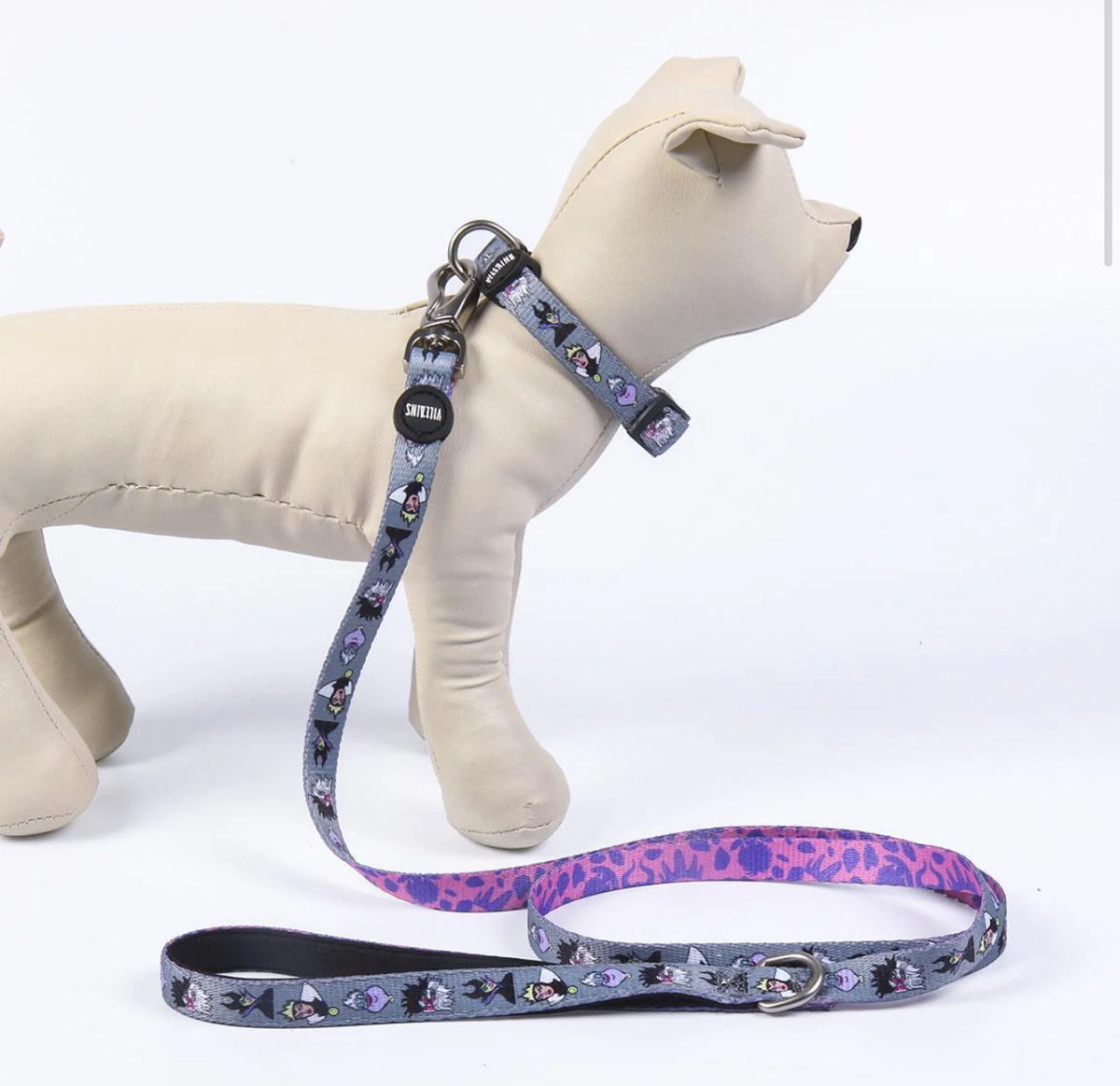 Collare Disney Villains: Un Tocco di Stile Malvagio per il Tuo Cane