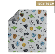 Carica l&#39;immagine nel visualizzatore di Gallery, Coperta in Pile &quot;Star Wars&quot; – Comfort Galattico per Cani e Gatti
