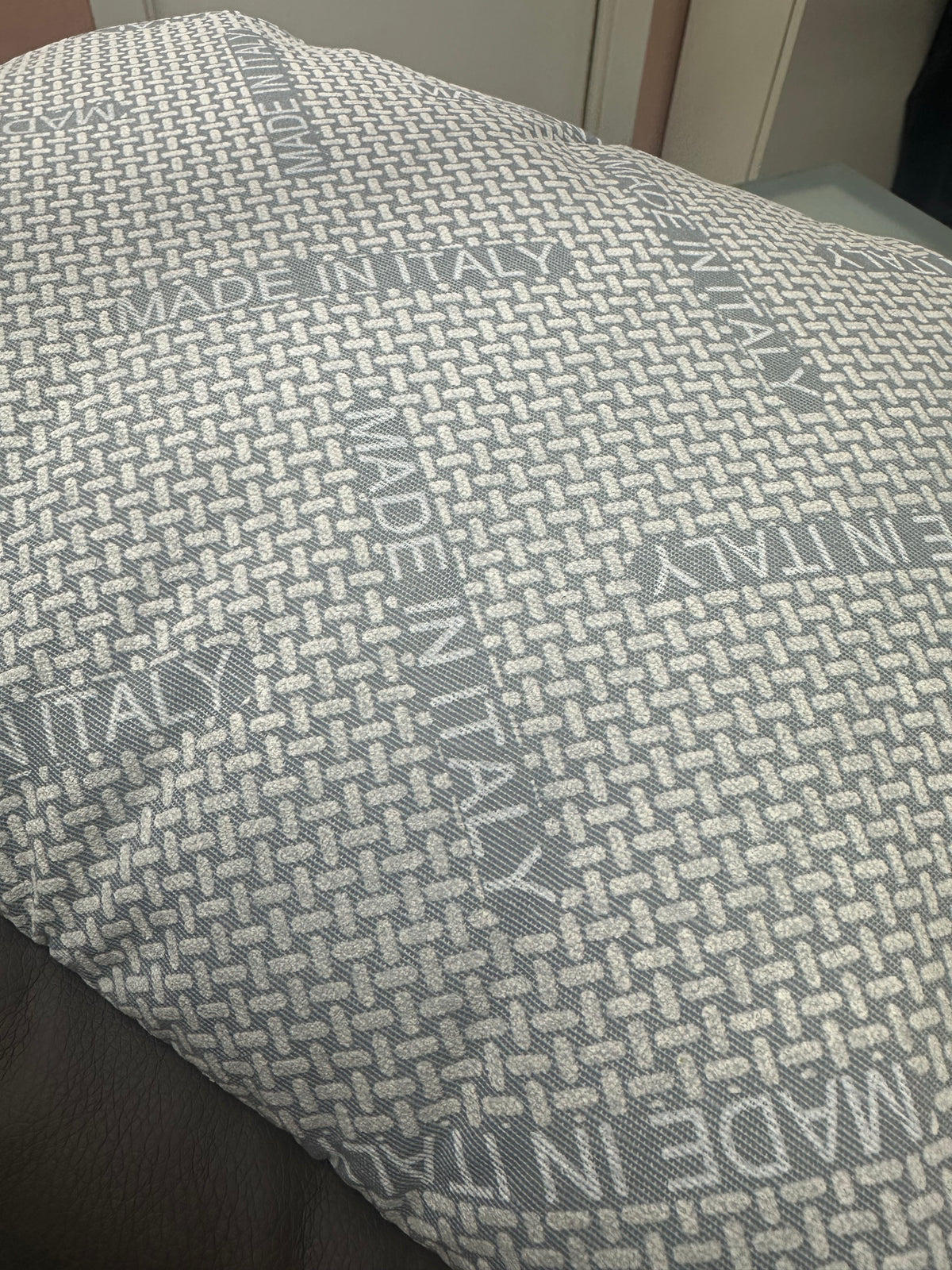 Cuccia Royale con Fiocco e Cuscino Sfoderabile - Made in Italy