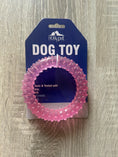 Carica l'immagine nel visualizzatore della galleria, Anello da Gioco per Cani con Rilievi – Blu e Rosa
