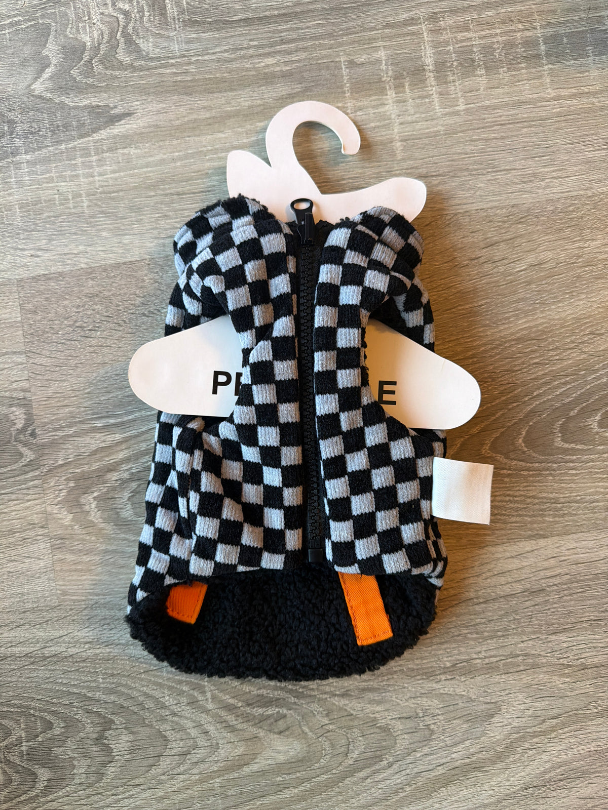 Mantellina Reversibile per Cani Checkered – Nero e Scacchi – XS 25 cm