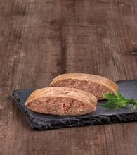 Carica l&#39;immagine nel visualizzatore di Gallery, Ownat Wetline Sterilized Chicken &amp; Salmon 85 g – Umido Naturale Grain Free per Gatti Sterilizzati
