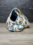 Carica l'immagine nel visualizzatore della galleria, Borsa Trasportino Morbida “Sugar Skull” per Cani e Gatti – 36x22xH26 cm
