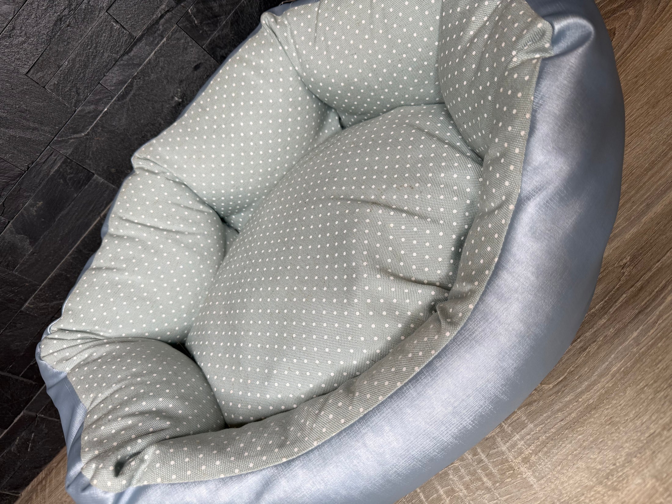 Cuccia Luxury Comfort Azzurra a Pois – Made in Italy