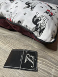 Carica l'immagine nel visualizzatore della galleria, Cuscino Luxury Fantasia Bulldog Francese – Made in Italy

