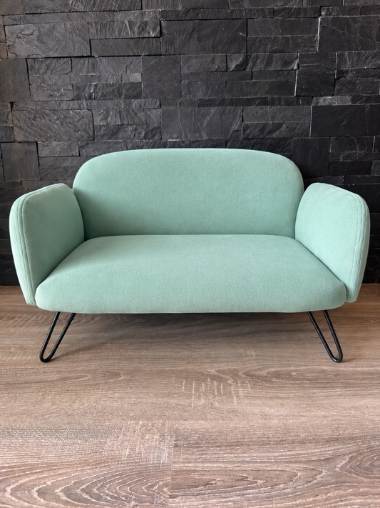 Divanetto Green Chic – Eleganza Pastello per Cani e Gatti