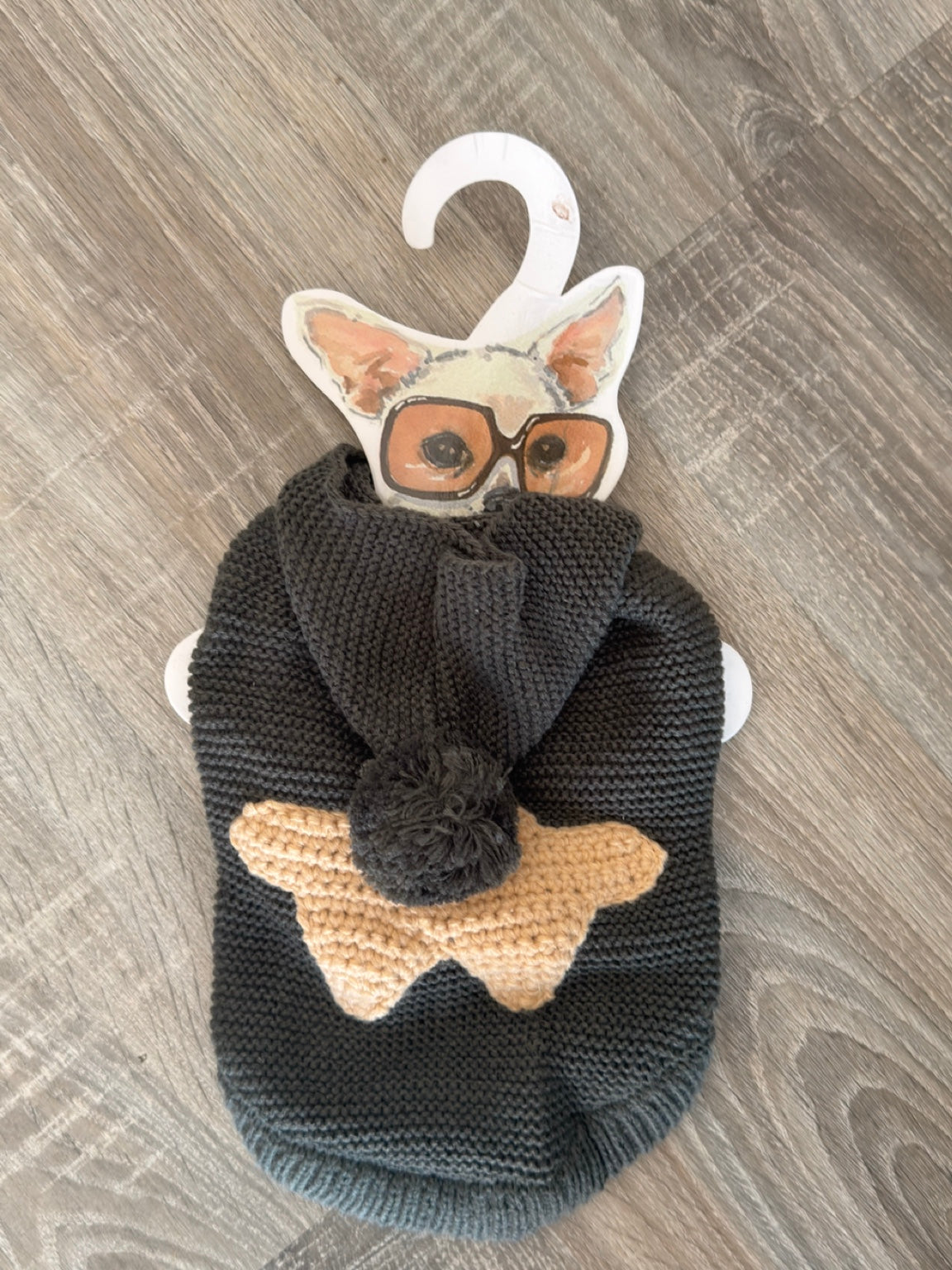 Maglioncino Grigio con Stella e Cappuccio Pompon per Cani – XS 25 cm