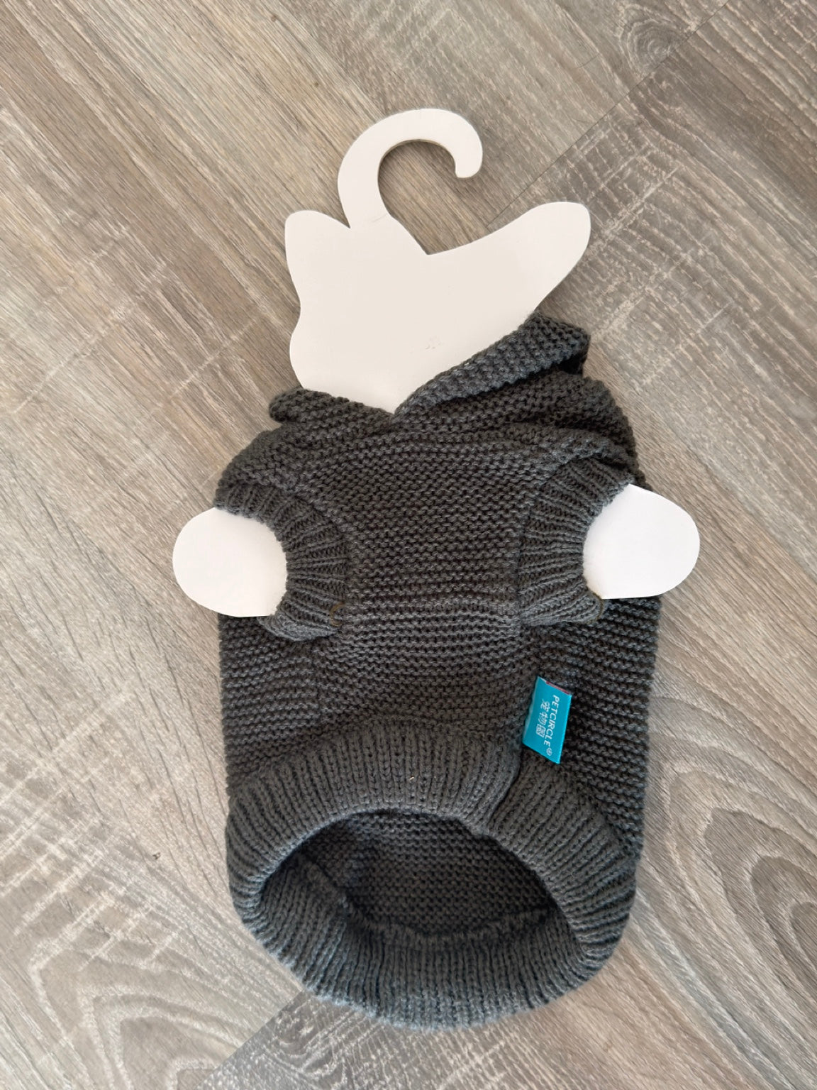 Maglioncino Grigio con Stella e Cappuccio Pompon per Cani – XS 25 cm