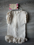 Carica l'immagine nel visualizzatore della galleria, It-Dogs Abitino in cotone Makò panna con Swarovski – Fatto a mano
