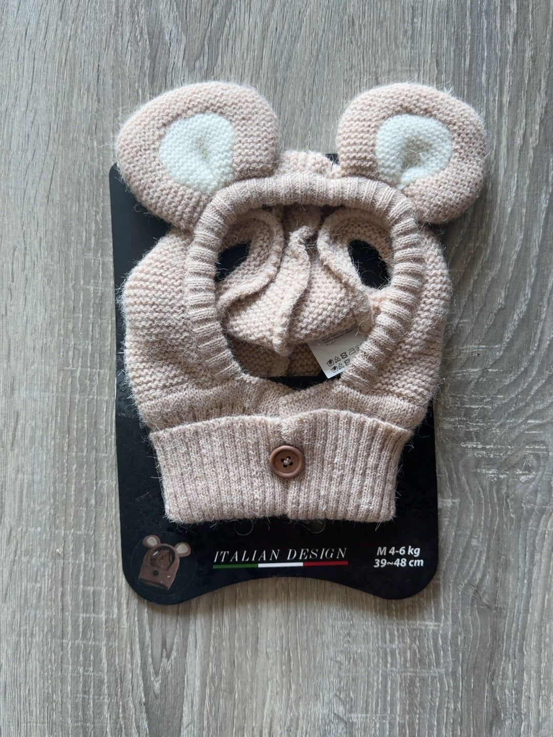 Cappellino marrone con orecchie da orsetto