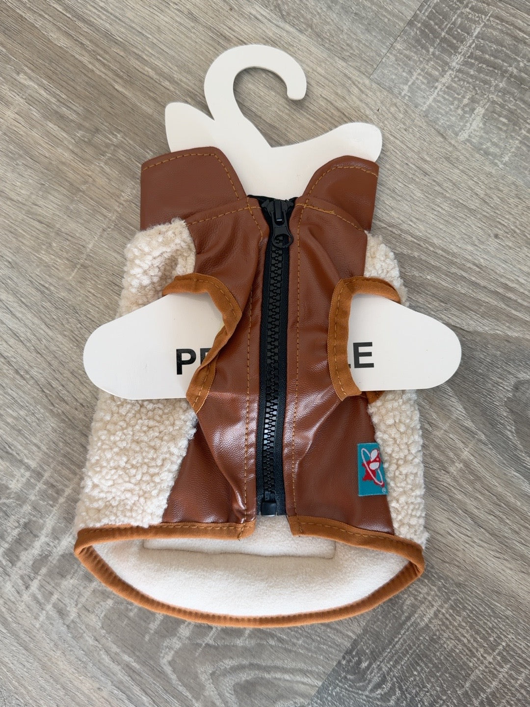 Gilet Teddy Beige con Inserti Marroni e Taschina per Cani – XS 25 cm - retro