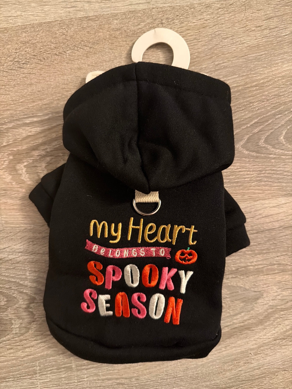 Felpa Halloween Spooky Season per cani, nera con cappuccio e ricamo sul dorso, XS 25 cm